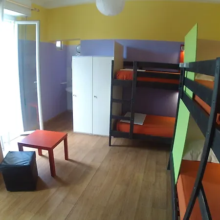 Jammin' & Bar 호스텔 *