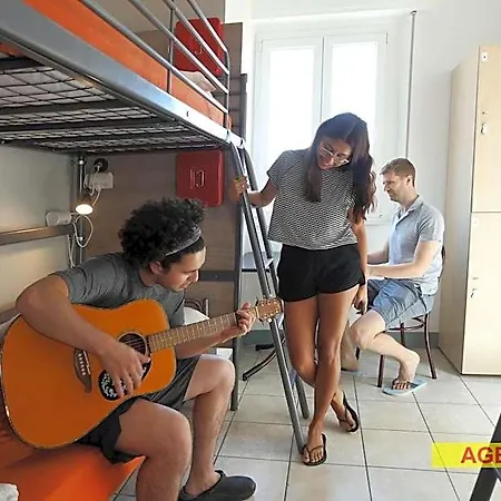 Albergue Jammin' & Bar