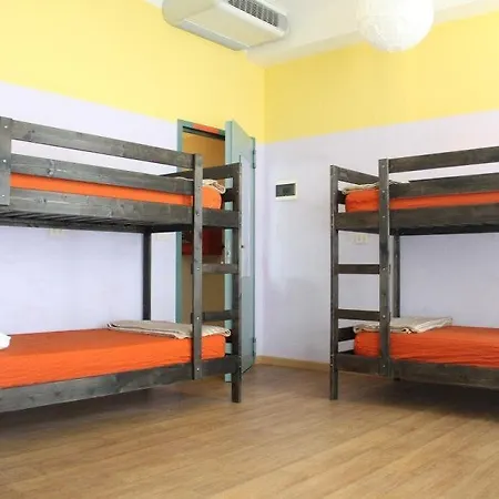 Jammin' & Bar Albergue Rimini