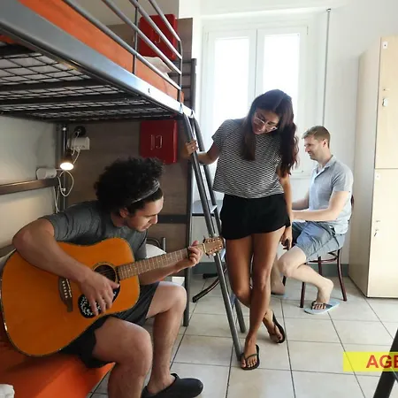 Albergue Jammin' & Bar