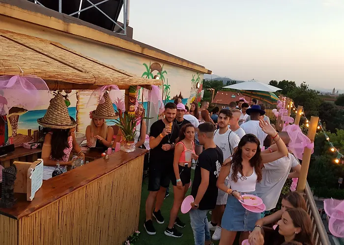 Хостел Jammin' & Bar