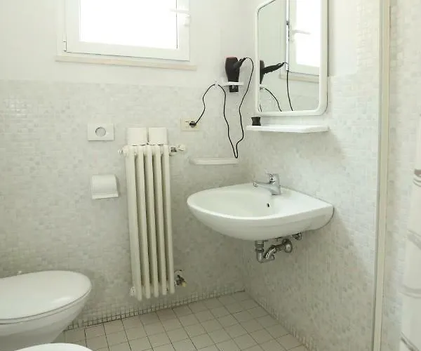 Jammin' & Bar Hostal Rímini